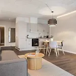 Modern Easy-access 1br In Midtown Apartmán
