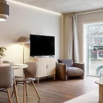 Modern Easy-access 1br In Midtown Apartmán