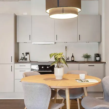 Modern Easy-access 1br In Midtown 公寓